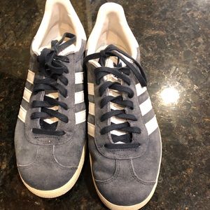 Super cute Adidas Gazelle sneakers 8